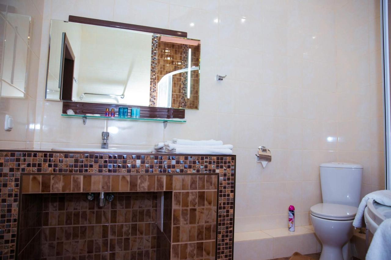 Siesta Hotel 카리프 외부 사진
